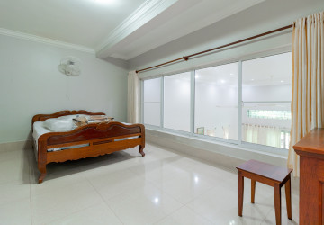 3 Bedroom House For Rent- Sala Kamreuk, Siem Reap thumbnail