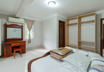 3 Bedroom House For Rent- Sala Kamreuk, Siem Reap thumbnail