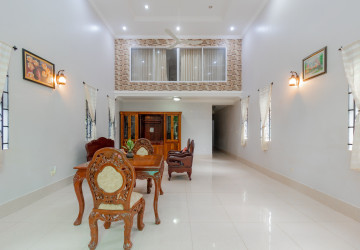 3 Bedroom House For Rent- Sala Kamreuk, Siem Reap thumbnail