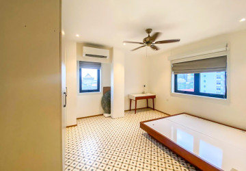 1 Bedroom Penthouse For Rent  - Chakto Mukh, Phnom Penh thumbnail