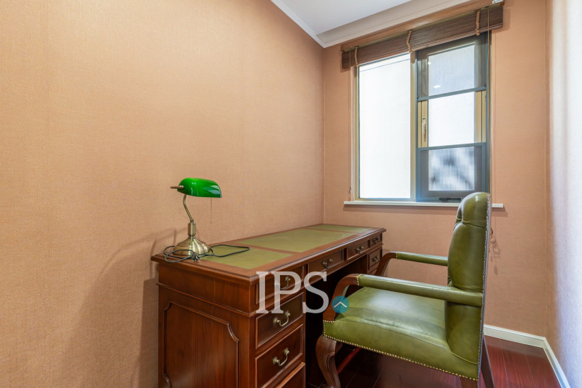 8th Floor 3 Bedroom Condo For Sale - One Park, Srah Chork, Phnom Penh