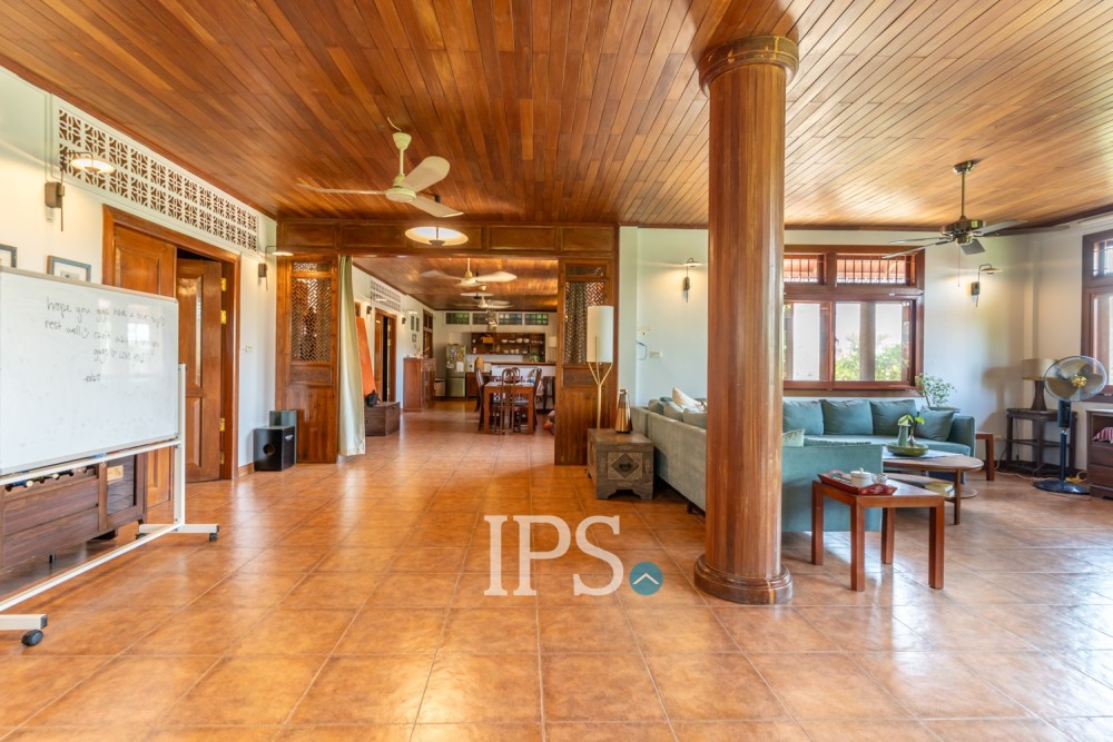Renovated 4 Bedroom Penthouse Apartment For Sale - Chey Chumneah, National Museum, Phnom Penh - Image 3