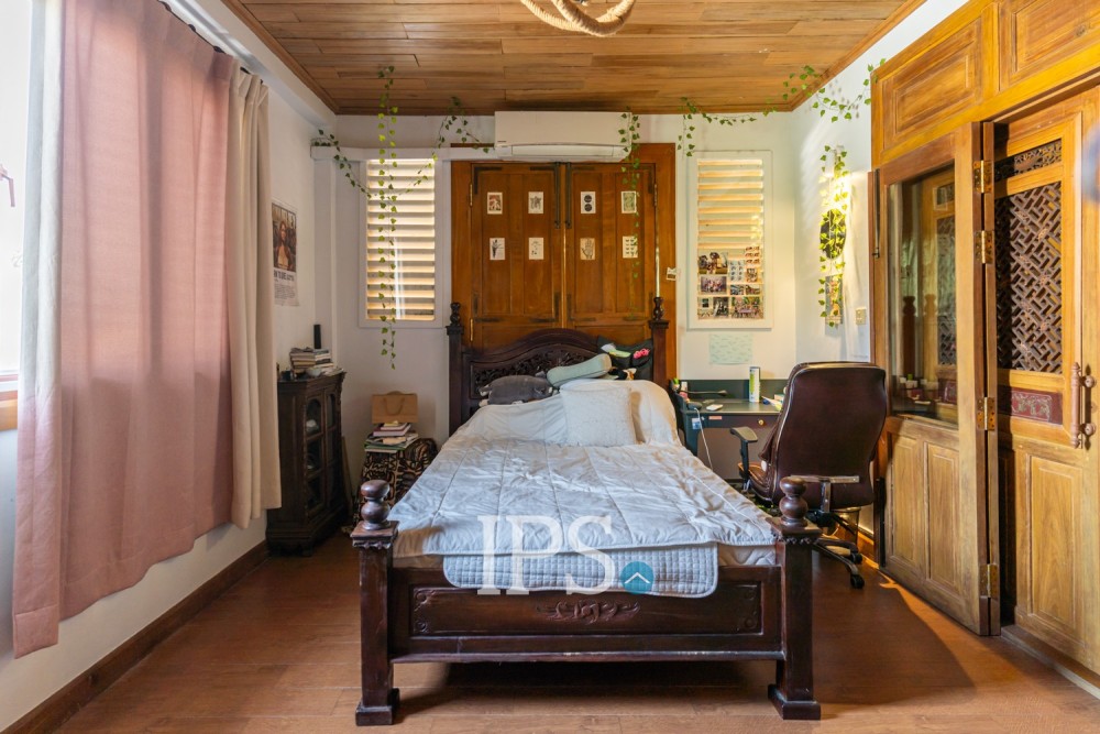 Renovated 4 Bedroom Penthouse Apartment For Sale - Chey Chumneah, National Museum, Phnom Penh - Image 15