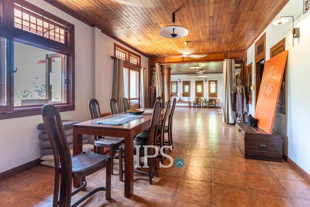 Renovated 4 Bedroom Penthouse Apartment For Sale - Chey Chumneah, National Museum, Phnom Penh - Image 11