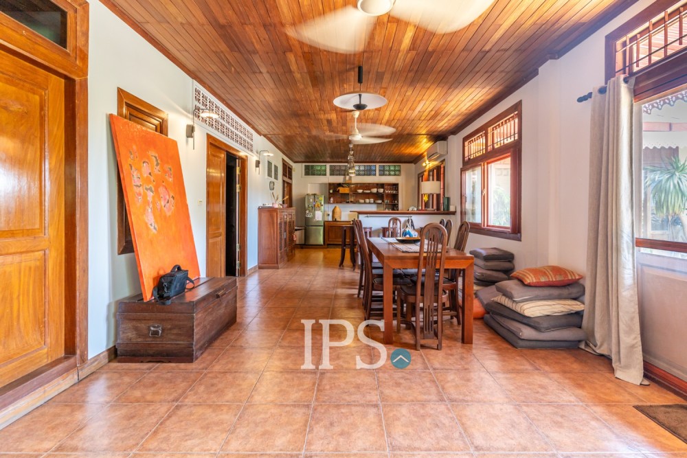 Renovated 4 Bedroom Penthouse Apartment For Sale - Chey Chumneah, National Museum, Phnom Penh - Image 4