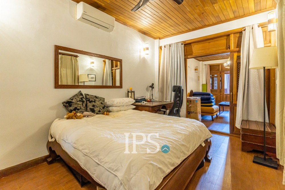 Renovated 4 Bedroom Penthouse Apartment For Sale - Chey Chumneah, National Museum, Phnom Penh - Image 19