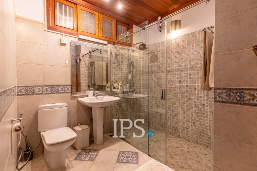 Renovated 4 Bedroom Penthouse Apartment For Sale - Chey Chumneah, National Museum, Phnom Penh - Image 23