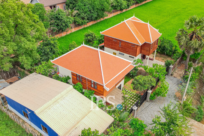 3 Bedroom Wooden House For Sale - Sangkat Siem Reap, Siem Reap