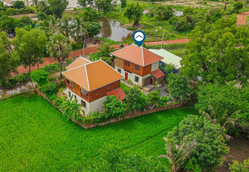 3 Bedroom Wooden House For Sale - Sangkat Siem Reap, Siem Reap thumbnail