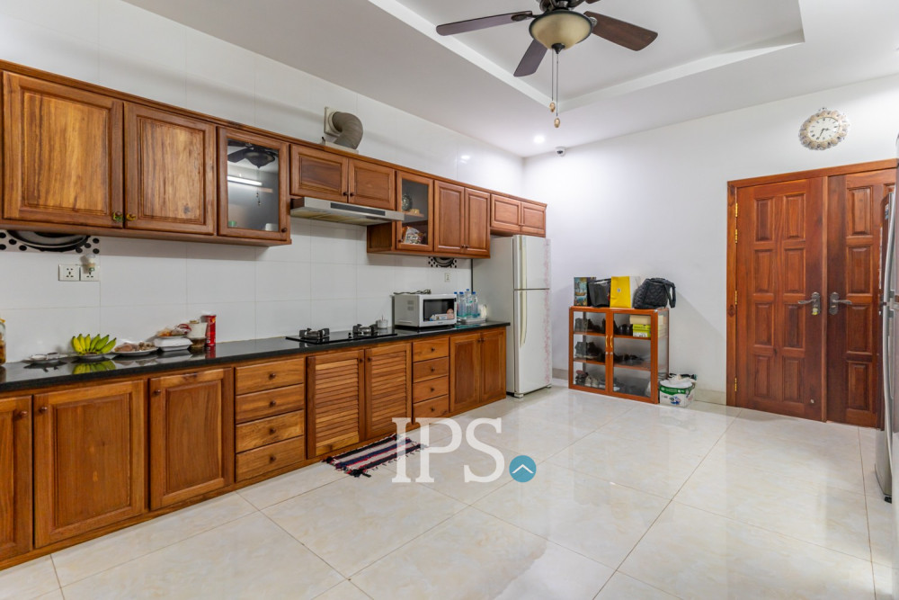 6 Bedroom Villa For Rent - Borey Grand Chroy Changvar, Chroy Changvar, Phnom Penh - Image 8
