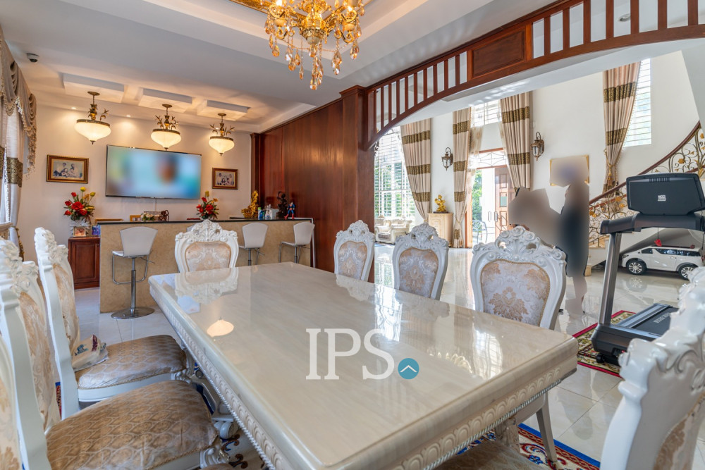 6 Bedroom Villa For Rent - Borey Grand Chroy Changvar, Chroy Changvar, Phnom Penh - Image 26