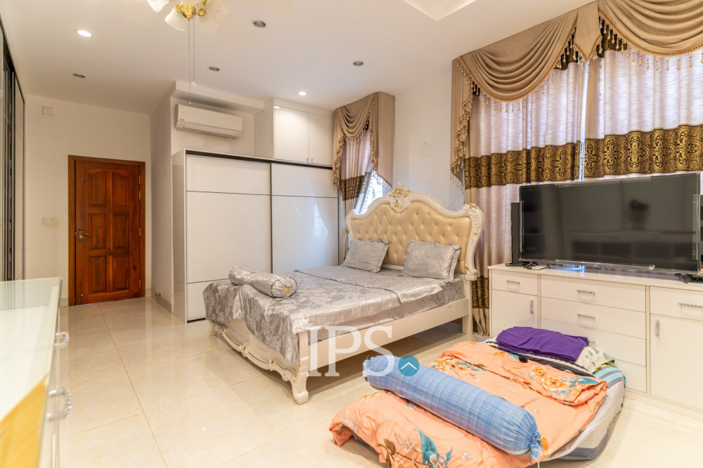 6 Bedroom Villa For Rent - Borey Grand Chroy Changvar, Chroy Changvar, Phnom Penh - Image 15