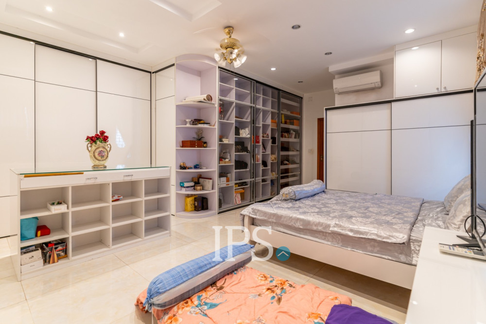 6 Bedroom Villa For Rent - Borey Grand Chroy Changvar, Chroy Changvar, Phnom Penh - Image 16