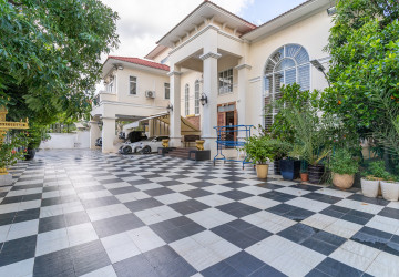 6 Bedroom Villa For Rent - Borey Grand Chroy Changvar, Chroy Changvar, Phnom Penh thumbnail