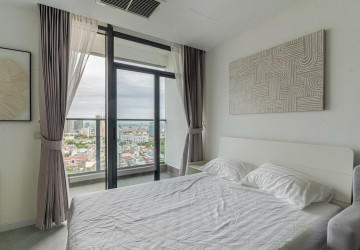 29th Floor Studio For Sale - The Penthouse Residences, Tonle Bassac, Phnom Penh thumbnail