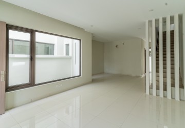 3 Bedroom Villa Plus Touch For Sale - Borey Chankiri, Preak Kam Paus, Phnom Penh thumbnail