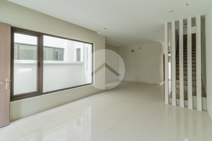 3 Bedroom Villa Plus Touch For Sale - Borey Chankiri, Preak Kam Paus, Phnom Penh