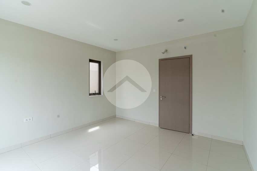 3 Bedroom Villa Plus Touch For Sale - Borey Chankiri, Preak Kam Paus, Phnom Penh