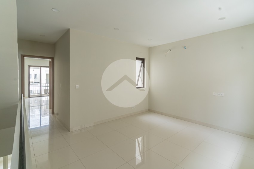 3 Bedroom Villa Plus Touch For Sale - Borey Chankiri, Preak Kam Paus, Phnom Penh