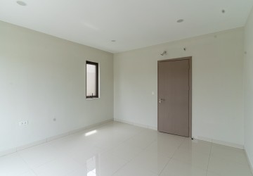 3 Bedroom Villa Plus Touch For Sale - Borey Chankiri, Preak Kam Paus, Phnom Penh thumbnail