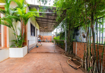 3 Bedroom House For Sale - Chreav, Siem Reap thumbnail