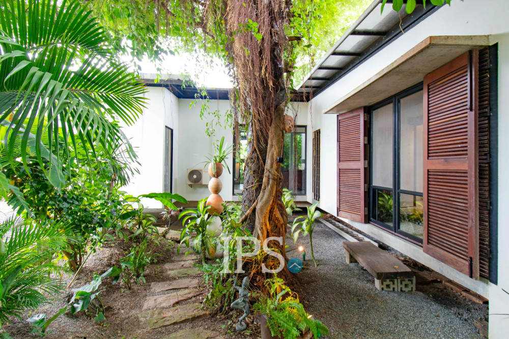 3 Bedroom House For Rent - Svay Dangkum, Siem Reap - Image 36