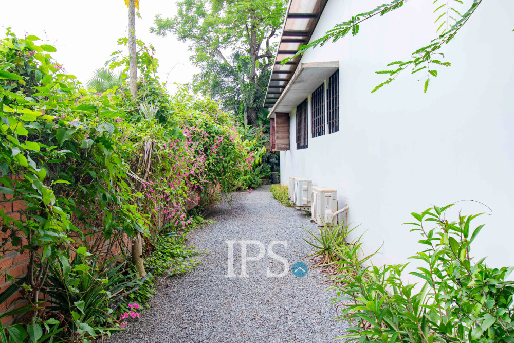 3 Bedroom House For Rent - Svay Dangkum, Siem Reap - Image 42