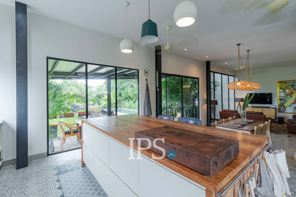 3 Bedroom House For Rent - Svay Dangkum, Siem Reap - Image 9