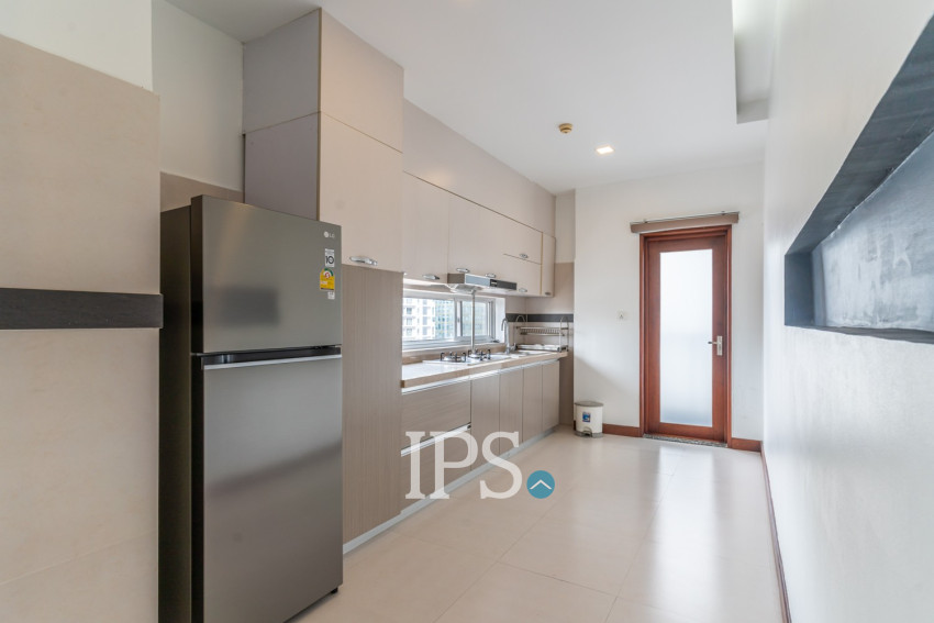 2 Bedroom Serviced Apartment For Rent - BKK1, Phnom Penh