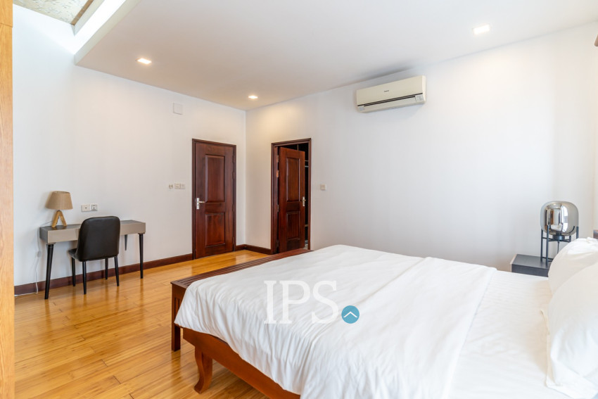 2 Bedroom Serviced Apartment For Rent - BKK1, Phnom Penh