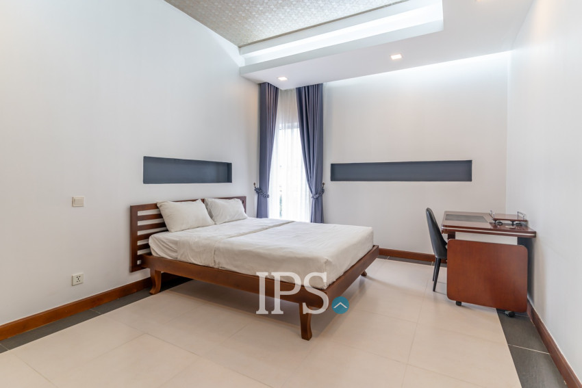 2 Bedroom Serviced Apartment For Rent - BKK1, Phnom Penh