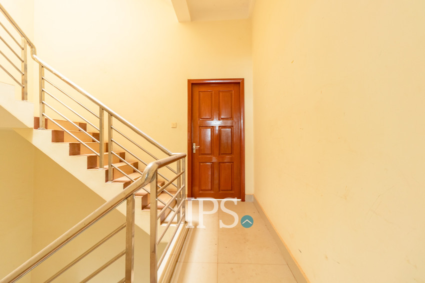 4 Bedroom Flat For Rent - Borey Arcade, Svay Dangkum, Siem Reap