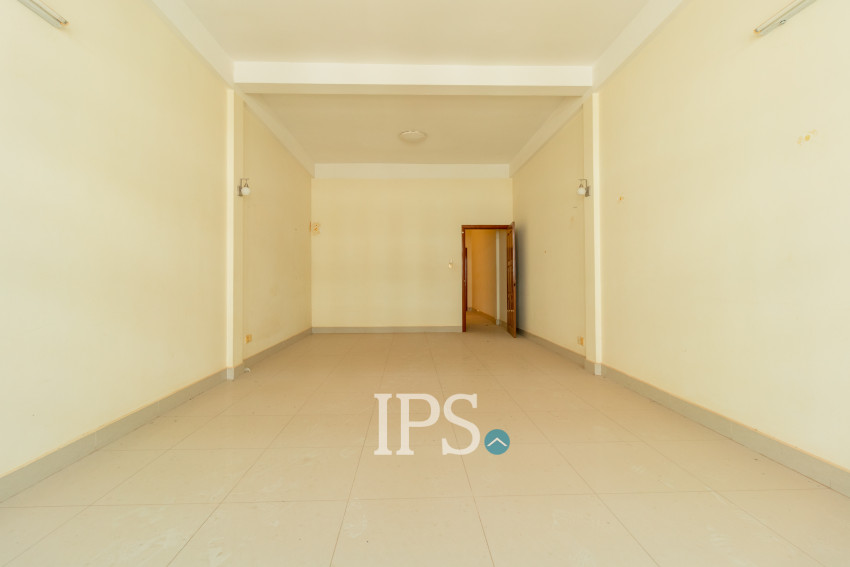 4 Bedroom Flat For Rent - Borey Arcade, Svay Dangkum, Siem Reap