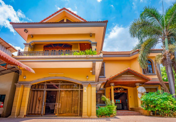 6 Bedroom House For Rent - Svay Dangkum, Siem Reap thumbnail