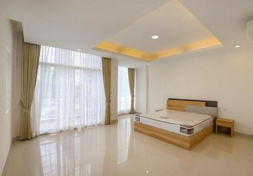 3 Bedroom Twin Villa For Rent - Sen Sok, Phnom Penh thumbnail