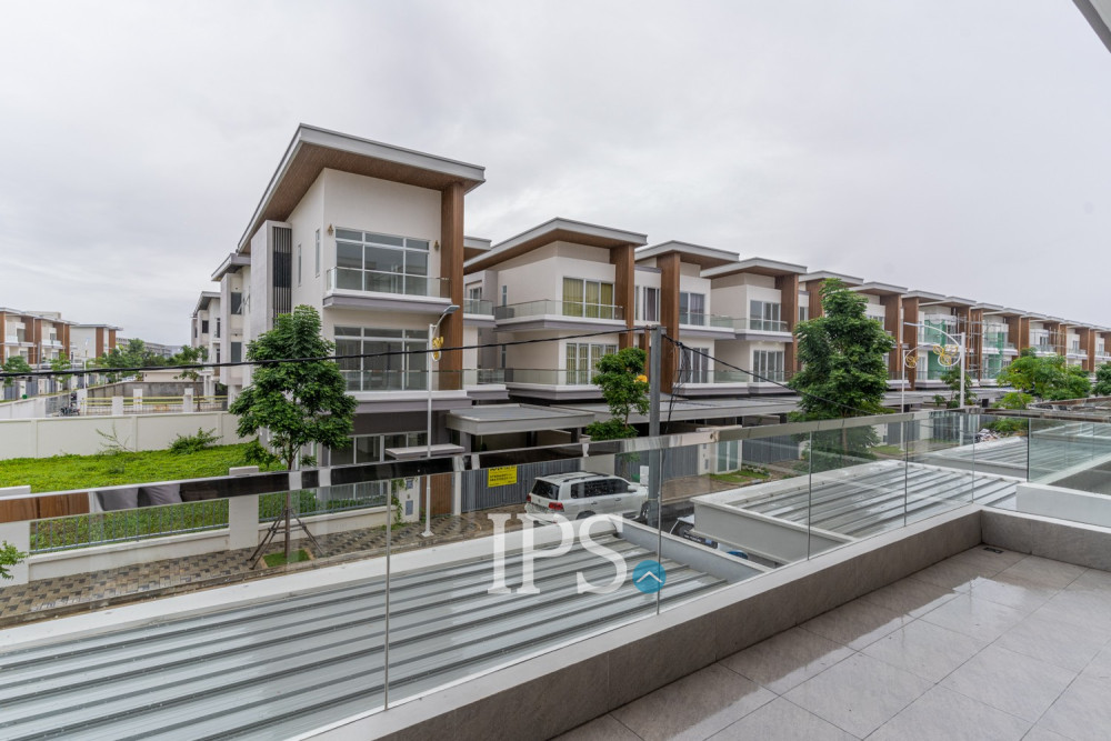 4 Bedroom Twin Villa For Rent - Sen Sok, Phnom Penh - Image 21