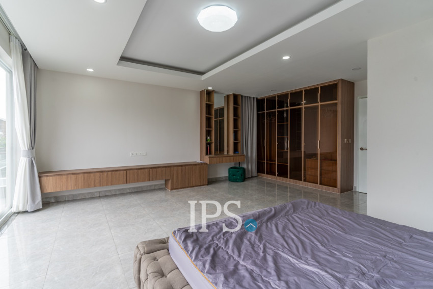 4 Bedroom Twin Villa For Rent - Sen Sok, Phnom Penh