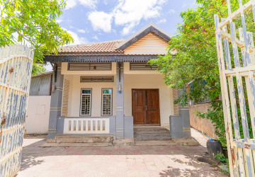 1 Bedroom House For Rent - Svay Dangkum, Siem Reap thumbnail