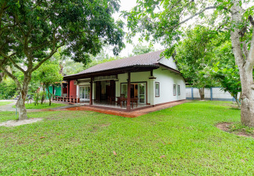 3 Bedroom House For Rent - Kouk Chak, Siem Reap thumbnail