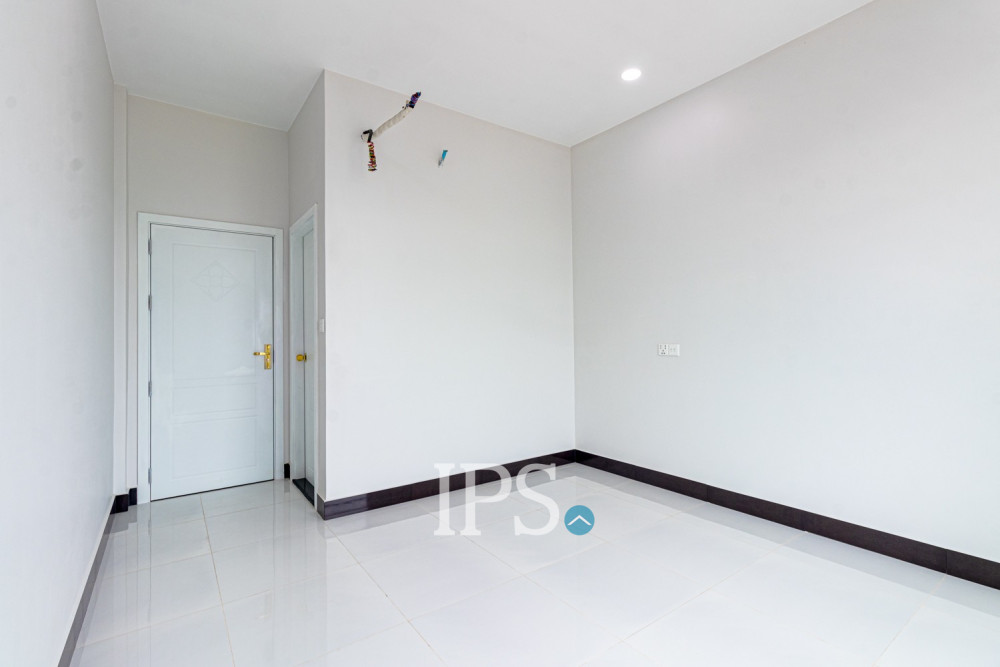3 Bedroom Villa For Sale - Borey Angkor Serei Mongkol, Krabei Riel, Siem Reap - Image 9