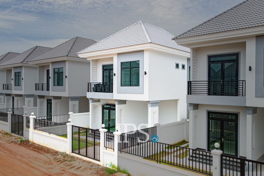3 Bedroom Villa For Sale - Borey Angkor Serei Mongkol, Krabei Riel, Siem Reap - Image 2