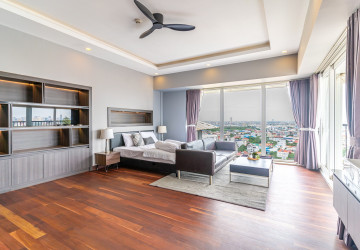 4 Bedroom Penthouse Condo For Rent  - Beoung Tumpun 1, Phnom Penh thumbnail