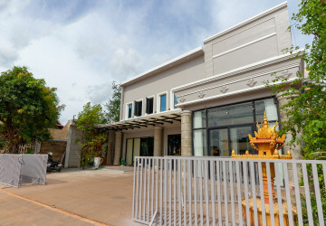 5 Bedroom  Commercial Building For Sale - Chreav, Siem Reap thumbnail