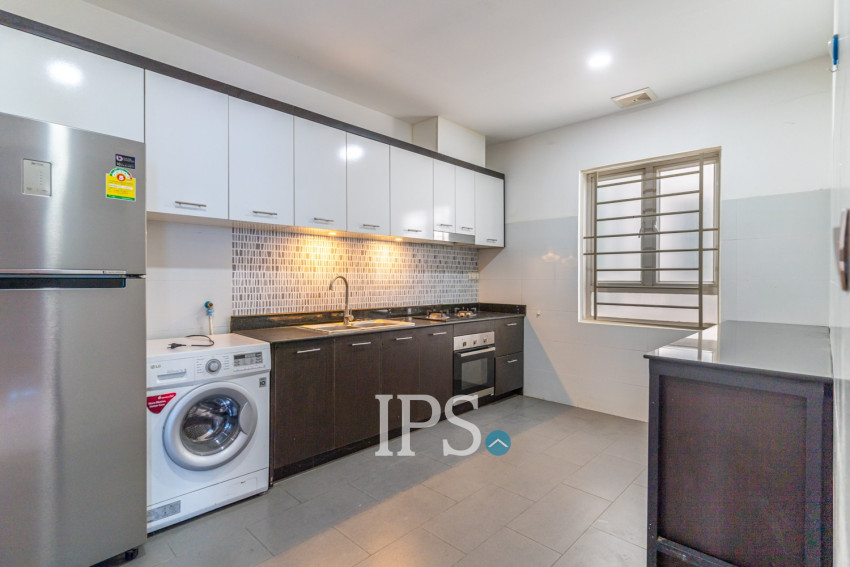 3 Bedroom Serviced Apartment For Rent - Tonle Bassac, Phnom Penh