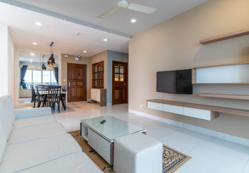 3 Bedroom Serviced Apartment For Rent - Tonle Bassac, Phnom Penh thumbnail