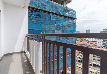 3 Bedroom Serviced Apartment For Rent - Tonle Bassac, Phnom Penh thumbnail