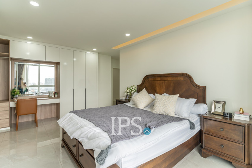 3 Bedroom Condo For Rent - Phnom Penh Thmey, Phnom Penh