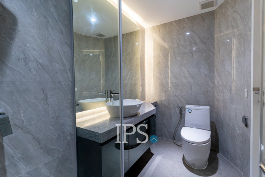 4 Bedroom Condo For Sale - The Penthouse, Tonle Bassac, Phnom Penh