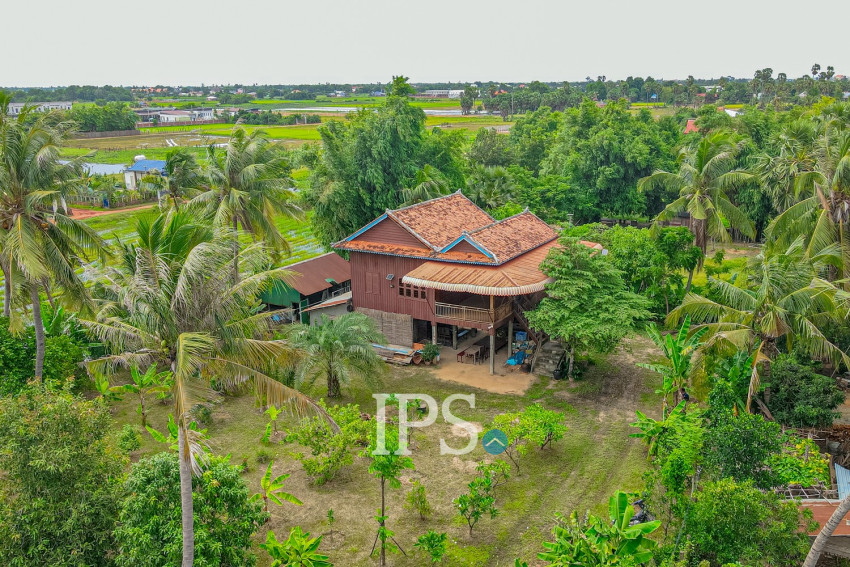 1,473 Sqm Land And Wooden House For Sale - Sangkat Siem Reap, Siem Reap