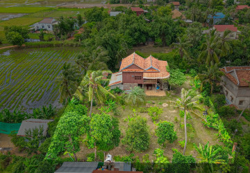 1,473 Sqm Land And Wooden House For Sale - Sangkat Siem Reap, Siem Reap thumbnail